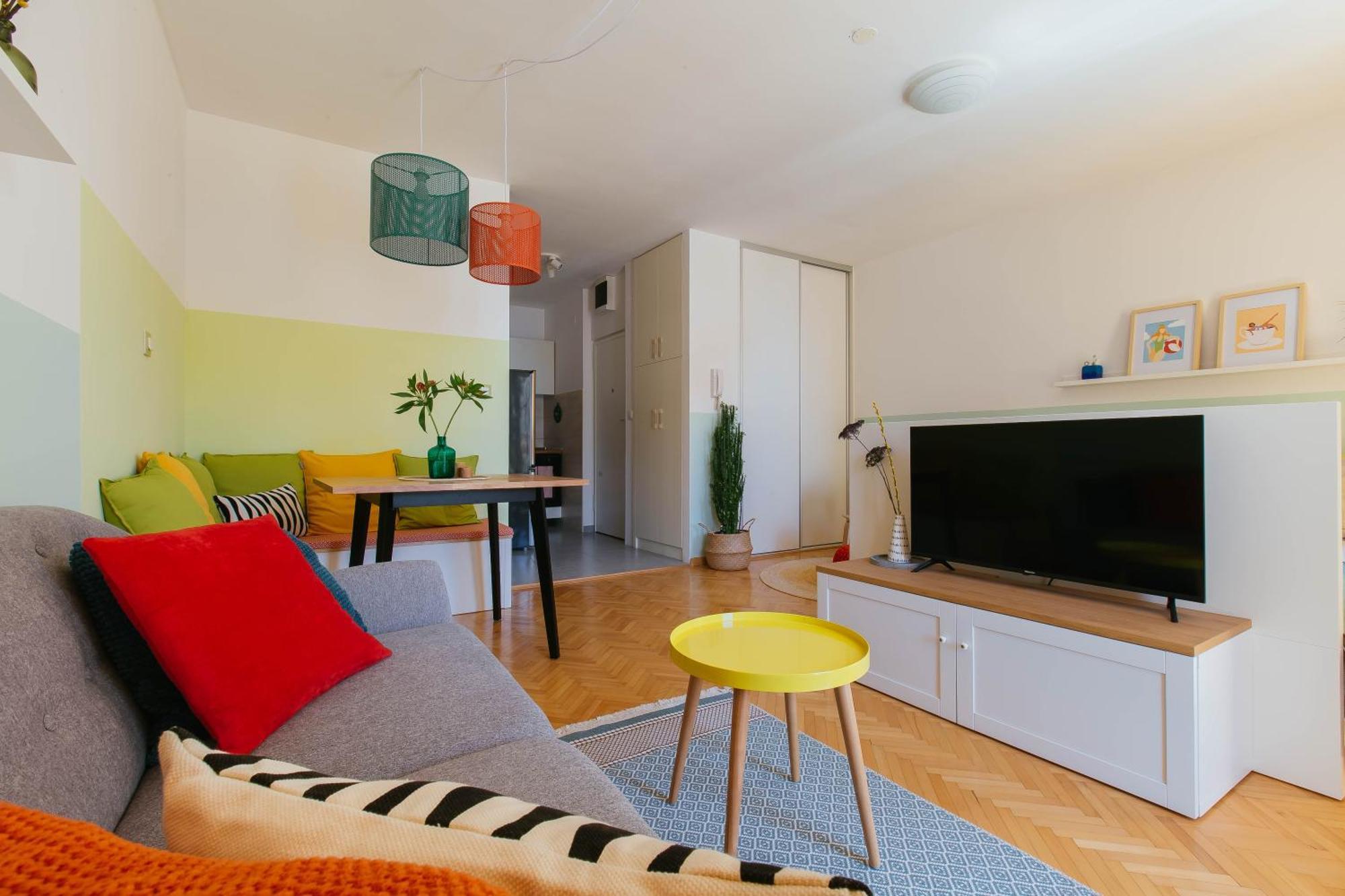Charming In Apartman *
