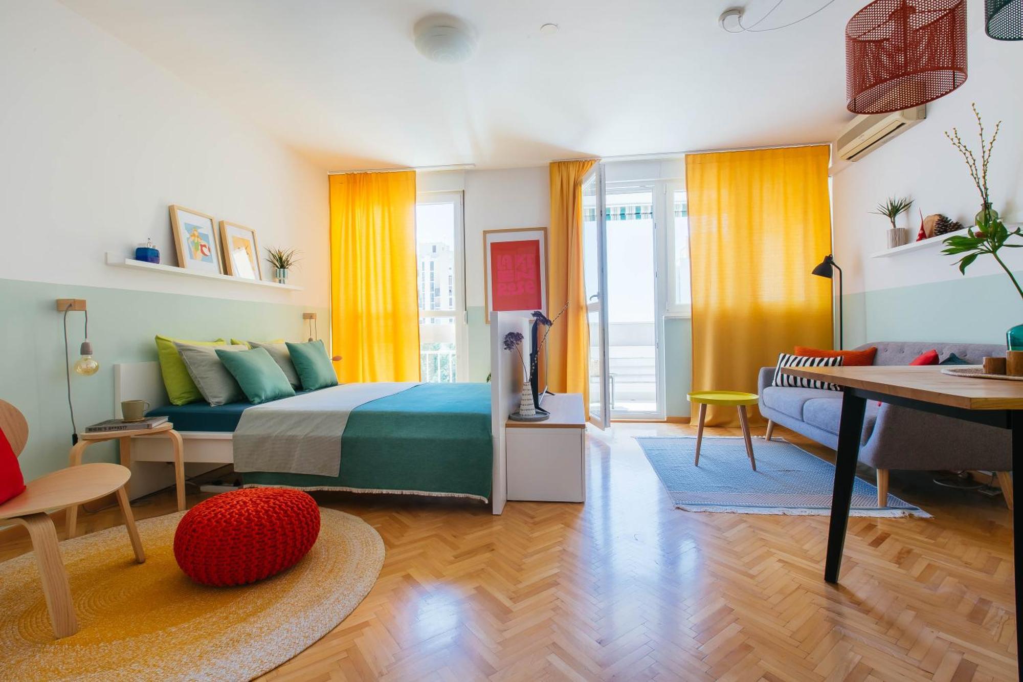 Charming In Apartman